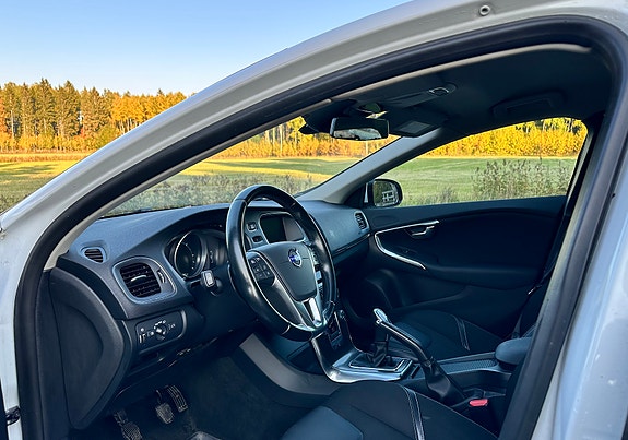 Volvo V40 5 of 8