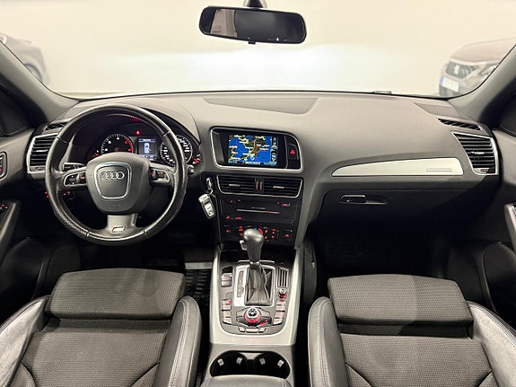 Audi Q5 8 of 21