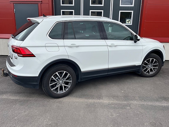 Volkswagen Tiguan 8 of 18