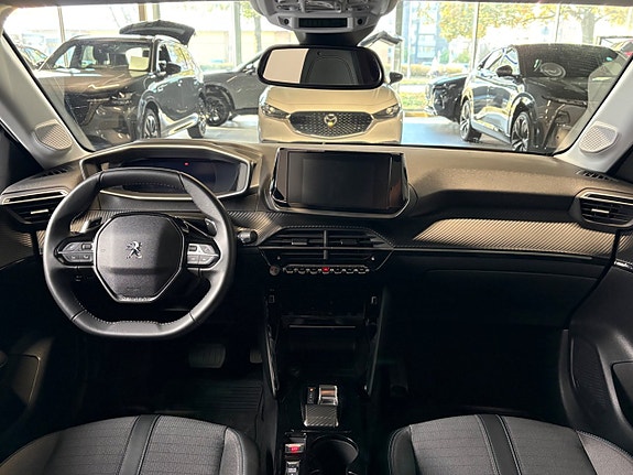 Peugeot 208 11 of 19