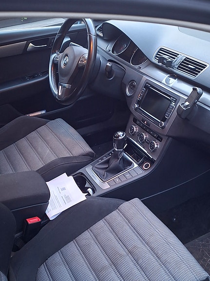 Volkswagen Passat 3 of 3