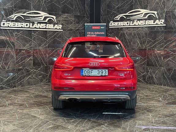 Audi Q3 2 of 21