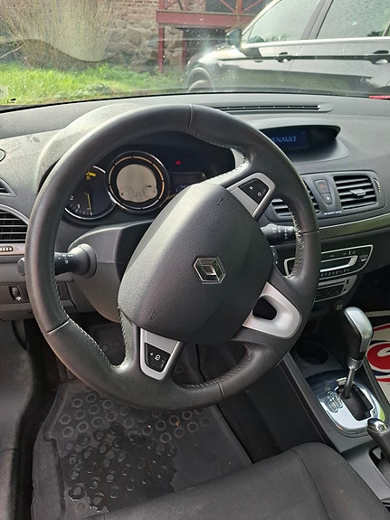 Renault Megane III 6 of 8