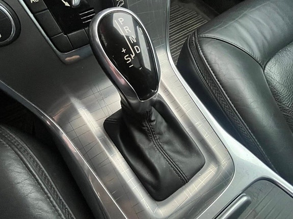 Volvo XC70 16 of 22