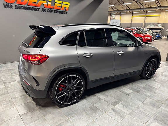 Mercedes-Benz GLA250+ 2 of 16
