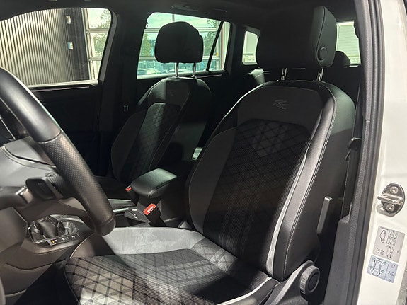 Volkswagen Tiguan 10 of 23