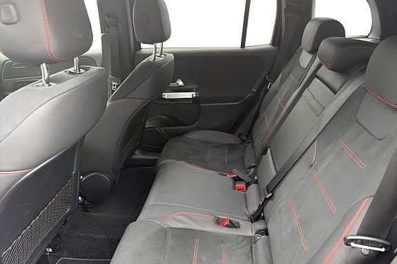 Mercedes-Benz GLB220 d 13 of 13