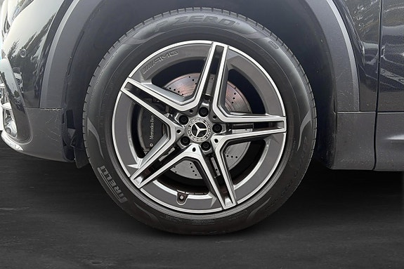Mercedes-Benz GLB220 d 11 of 13