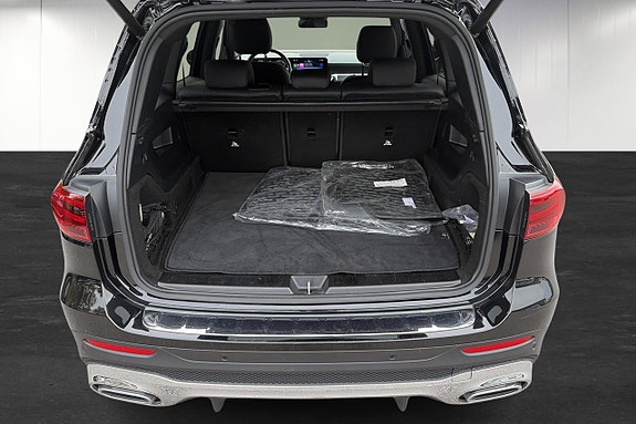 Mercedes-Benz GLB220 d 10 of 13