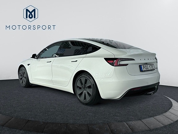 Tesla Model 3 5 of 26