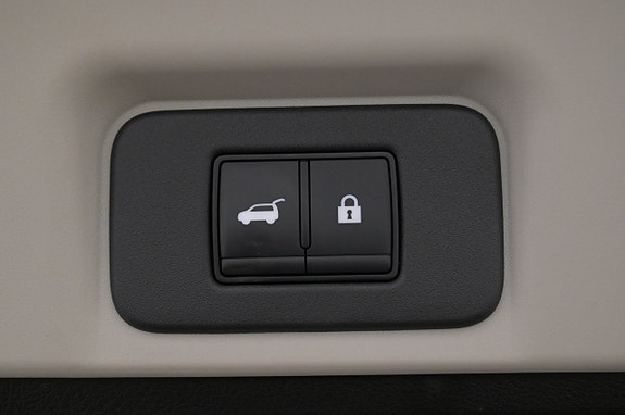Nissan Ariya 24 of 27