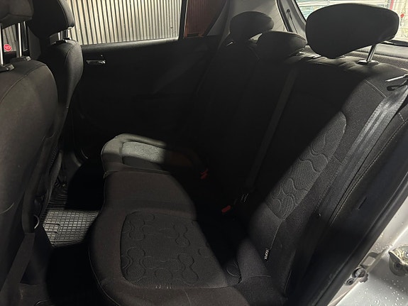 Hyundai i20 15 of 16