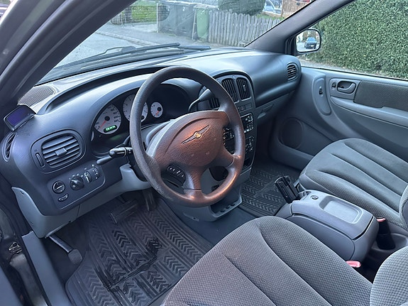 Chrysler Grand Voyager 8 of 25
