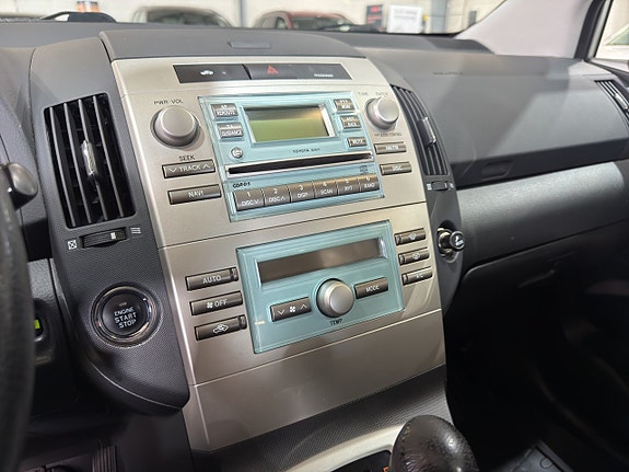 Toyota Corolla Verso 15 of 20