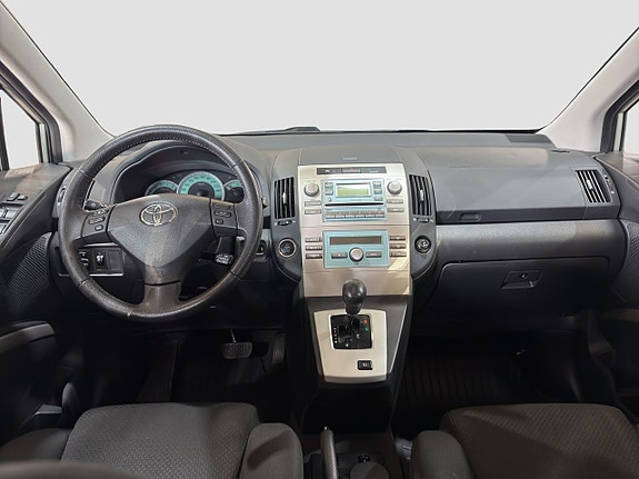 Toyota Corolla Verso 17 of 20
