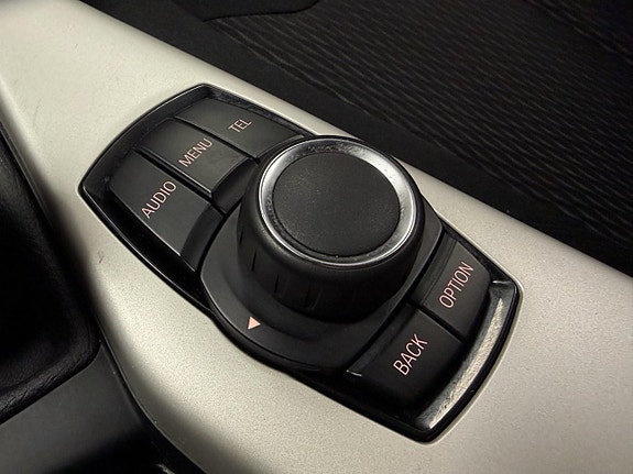 BMW 118i 24 of 30