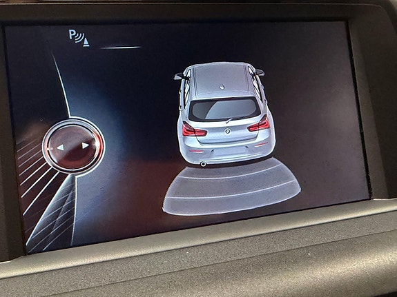 BMW 118i 18 of 30