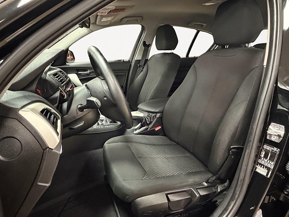 BMW 118i 11 of 30