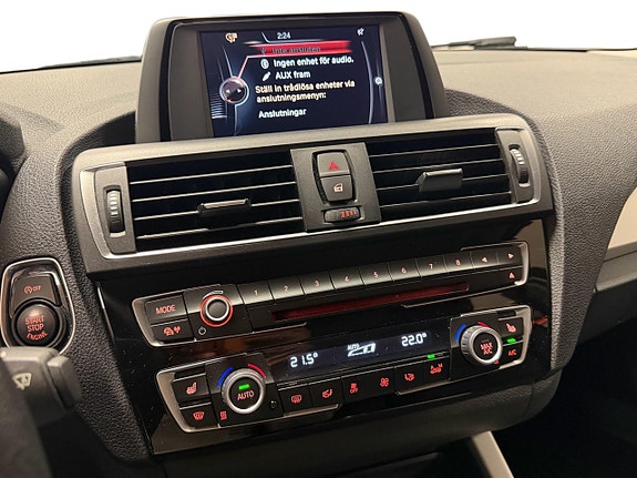 BMW 118i 15 of 30
