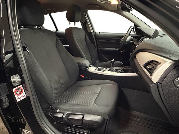 BMW 118i 12 of 30