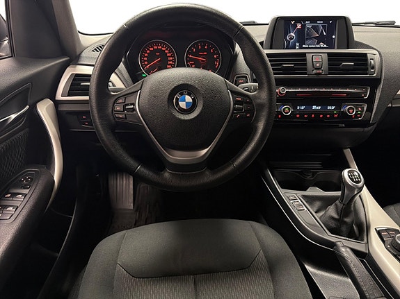 BMW 118i 10 of 30