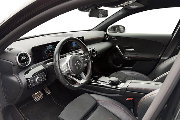 Mercedes-Benz A180 6 of 12