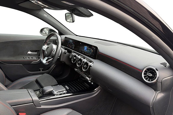 Mercedes-Benz A180 9 of 12