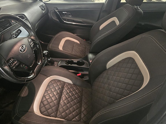 Kia Ceed 16 of 18