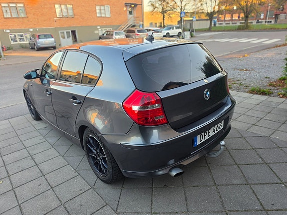 BMW 120d 4 of 30