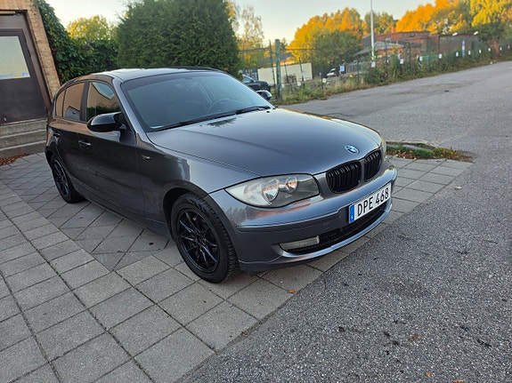 BMW 120d 30 of 30