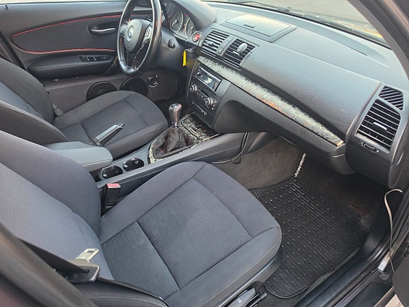BMW 120d 16 of 30