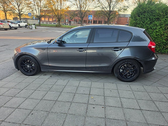 BMW 120d 19 of 30