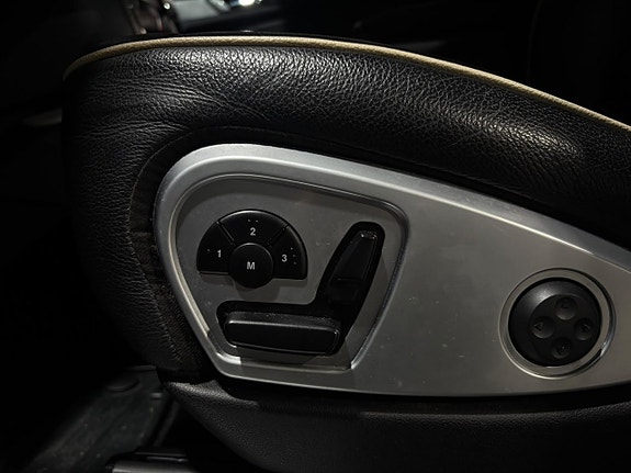 Mercedes-Benz ML350 15 of 20