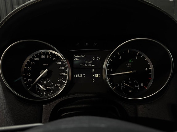 Mercedes-Benz ML350 12 of 20