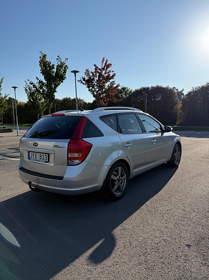 Kia Ceed 3 of 7