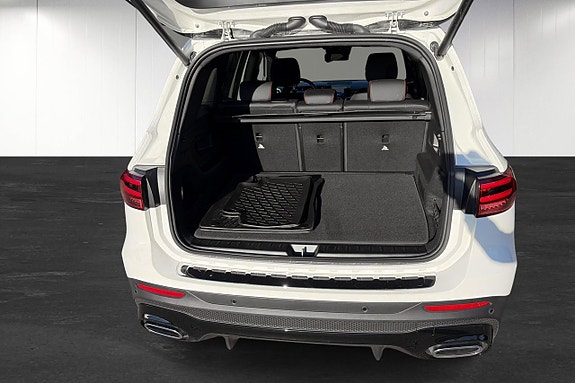 Mercedes-Benz GLB220 d 13 of 13