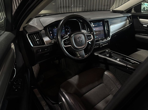 Volvo V90 8 of 20