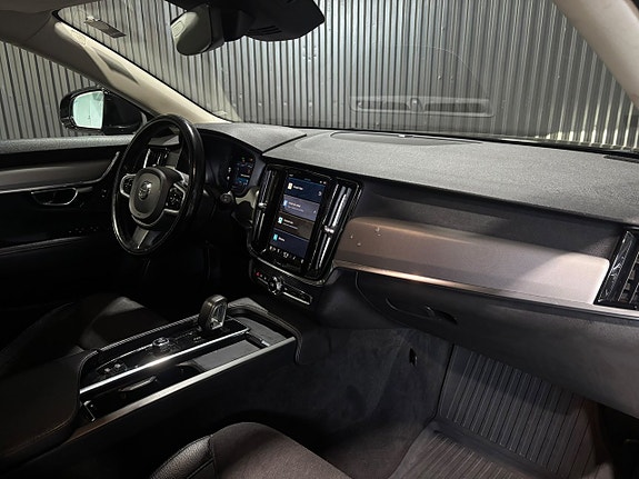 Volvo V90 14 of 20