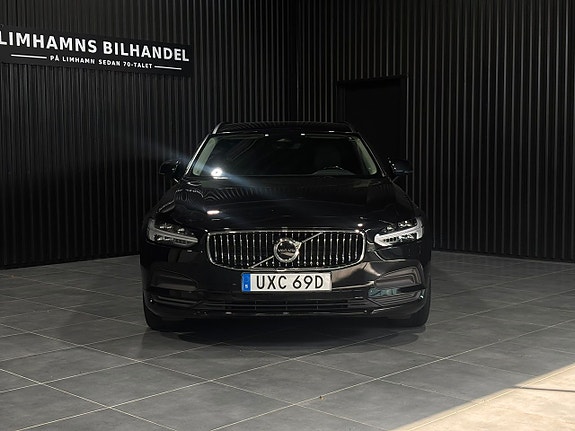 Volvo V90 2 of 20