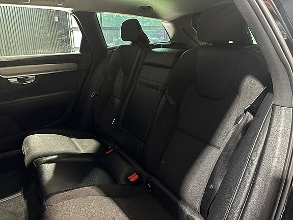 Volvo V90 18 of 20