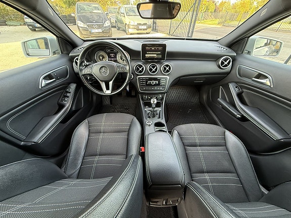 Mercedes-Benz A180 9 of 14