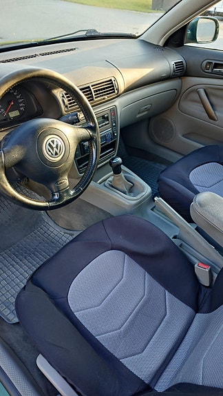 Volkswagen Passat 5 of 6