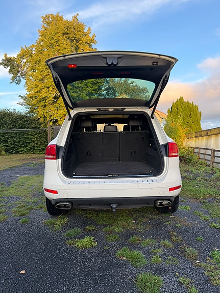 Volkswagen Touareg 5 of 6