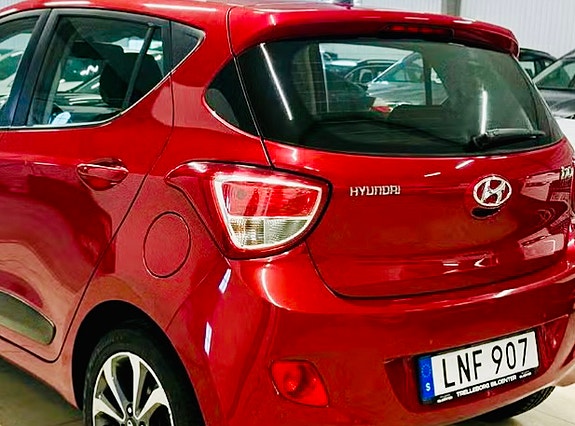 Hyundai i10 4 of 9