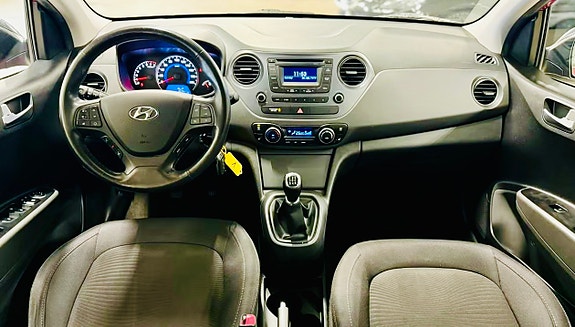 Hyundai i10 8 of 9
