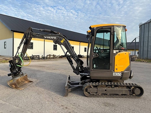 Volvo ECR35D minigrävare, rototilt, svensksåld 2 of 7