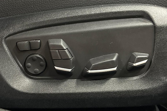 BMW 520d 26 of 30