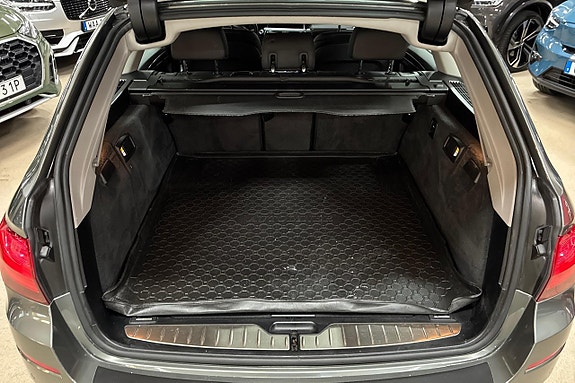 BMW 520d 10 of 30