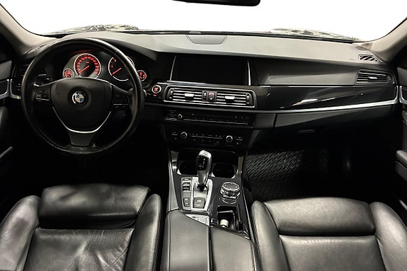 BMW 520d 12 of 30