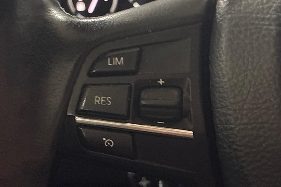 BMW 520d 24 of 30
